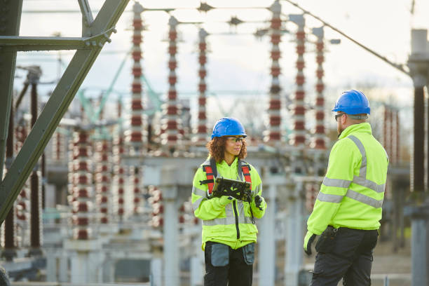 Best Local Electrician Companies  in Maryland Heights, MO